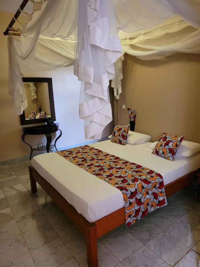 Le Lodge Des Almadies Дакар Экстерьер фото