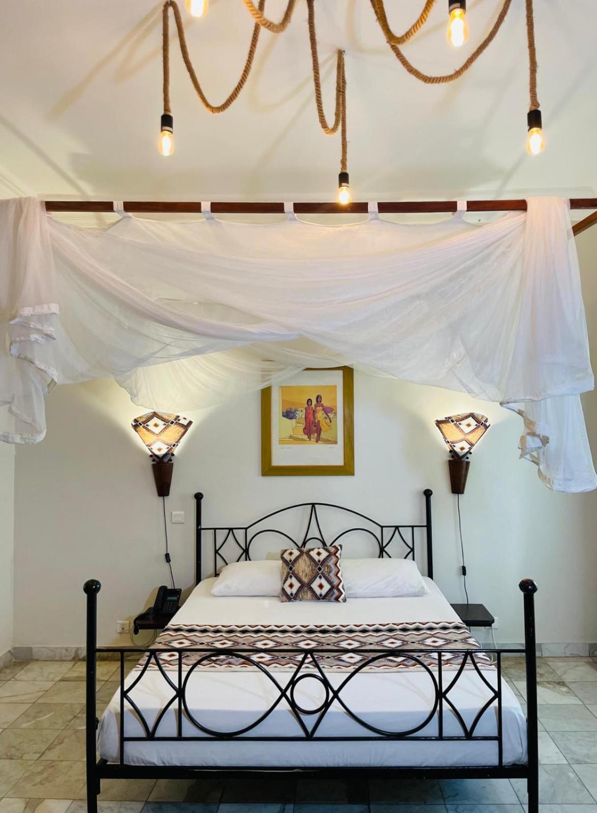 Le Lodge Des Almadies Дакар Экстерьер фото
