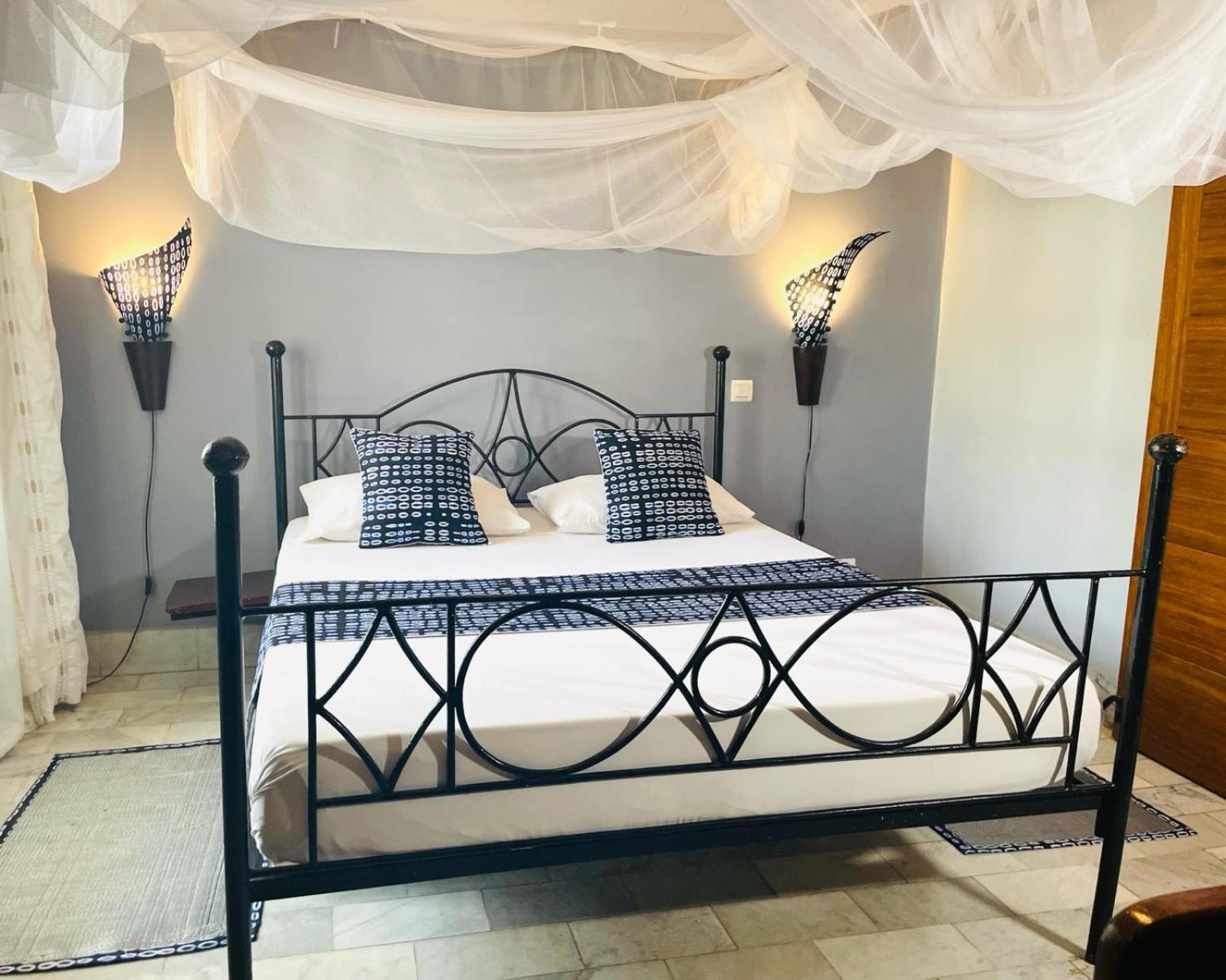 Le Lodge Des Almadies Дакар Экстерьер фото