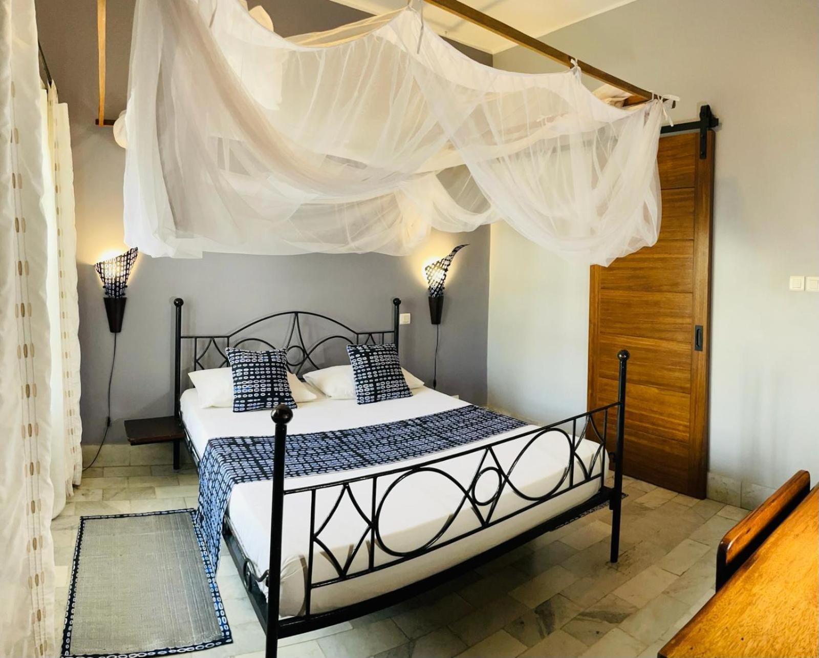 Le Lodge Des Almadies Дакар Экстерьер фото