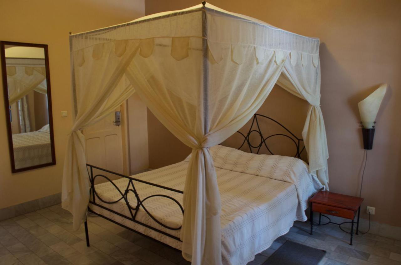 Le Lodge Des Almadies Дакар Экстерьер фото