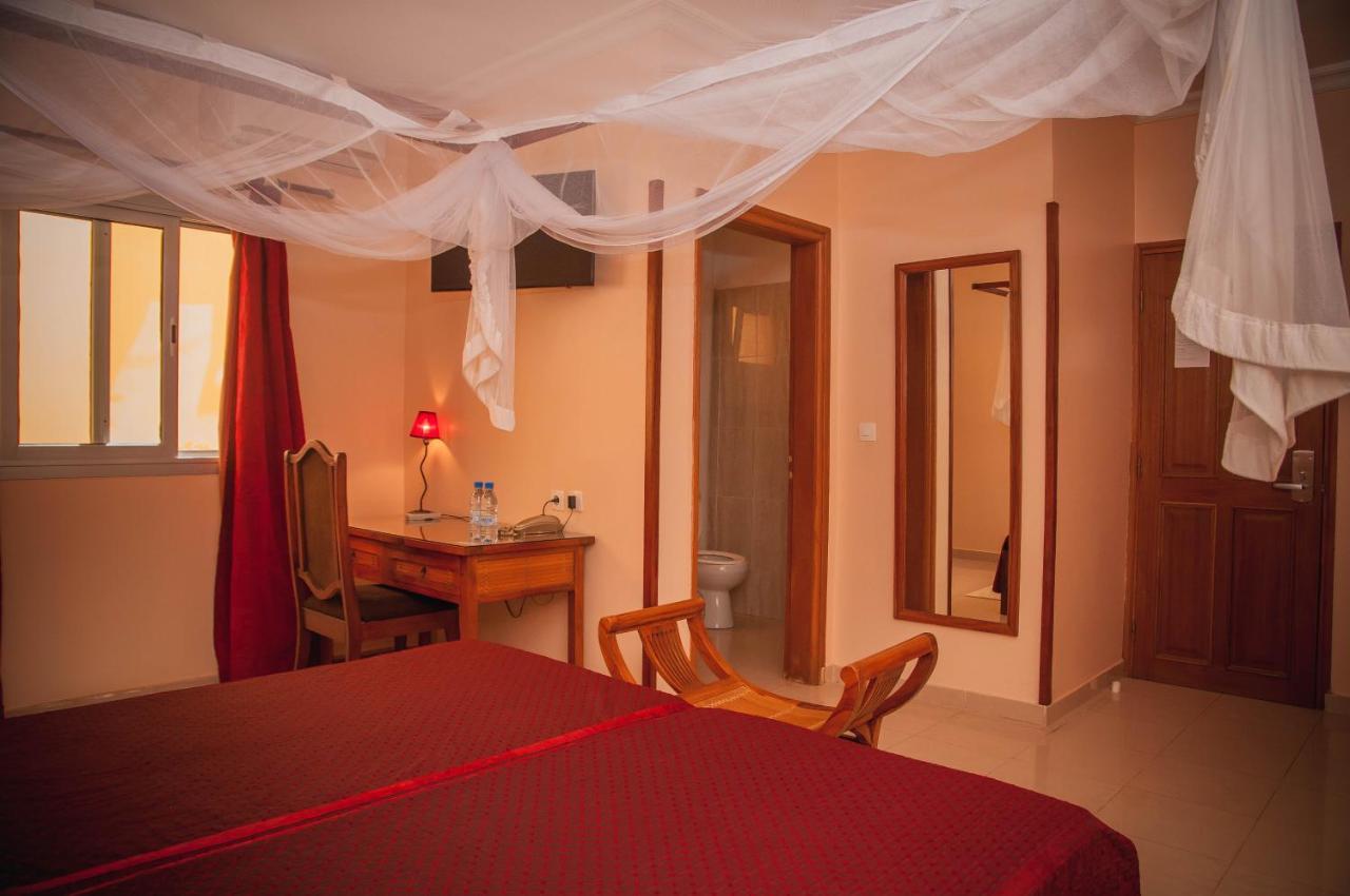 Le Lodge Des Almadies Дакар Экстерьер фото